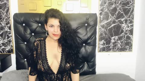 Snapshot of scarlett_w0lf chatting on January 21, 4:05 pm Scarlett online show from January 21, 4:05 pm