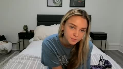 Scarlett online show from September 20, 4:16 pm