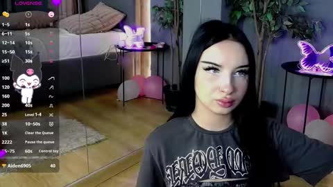 Snapshot of scarlettjakobs chatting on September 18, 5:50 am scarlettjakobs online show from September 18, 5:50 am