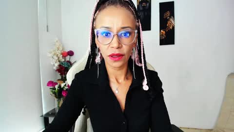 Scarlett online show from February 8, 9:04 pm