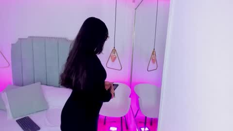 Scarlett Whitmore online show from December 4, 4:37 am