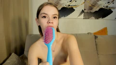 Angelina PVT is Open for all your games online show from October 9, 3:27 pm