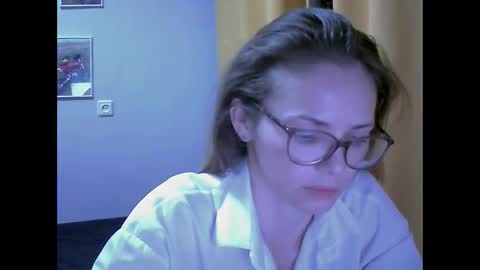 SEA Dream online show from October 28, 3:12 am