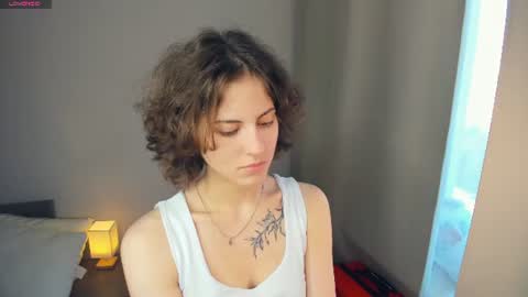 Mia online show from July 19, 8:38 am