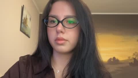 secret_vanilla_ online show from May 20, 10:45 am