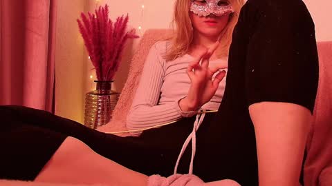 Snapshot of secretanni chatting on December 25, 5:05 am Anni online show from December 25, 5:05 am