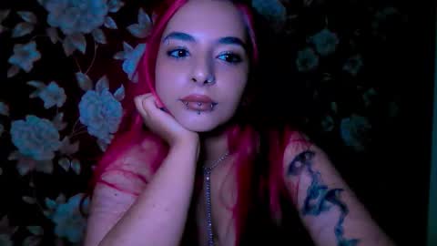 secretbloom_ online show from September 13, 8:50 pm