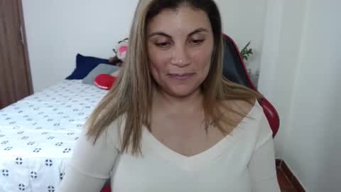 Secret Bella online show from May 3, 5:16 pm