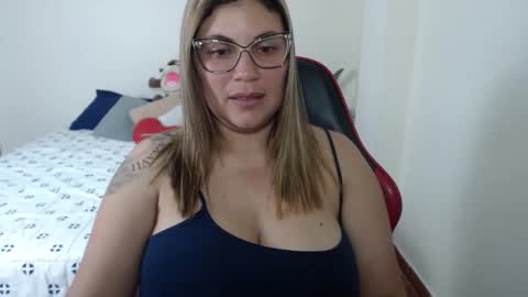 Secret Bella online show from May 17, 10:36 am