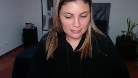 Secret Bella online show from June 9, 12:37 pm