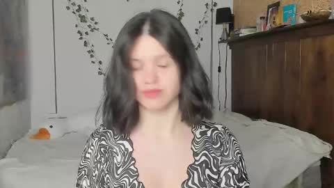 Snapshot of secretqueen_x chatting on February 15, 9:06 pm Anna online show from February 15, 9:06 pm
