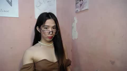Snapshot of seductive_abia chatting on February 8, 7:59 am JUST CALL ME ABIA online show from February 8, 7:59 am