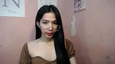 Snapshot of seductive_abia chatting on March 2, 1:04 am JUST CALL ME ABIA online show from March 2, 1:04 am