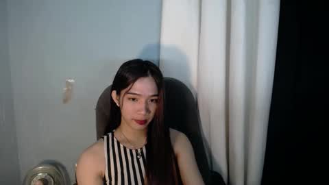 Snapshot of seductive_abia chatting on February 5, 9:04 am JUST CALL ME ABIA online show from February 5, 9:04 am