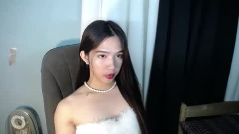 Snapshot of seductive_abia chatting on February 7, 3:24 am JUST CALL ME ABIA online show from February 7, 3:24 am