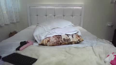 Snapshot of seductive_candybody chatting on December 21, 4:09 am Ms CandyAss online show from December 21, 4:09 am
