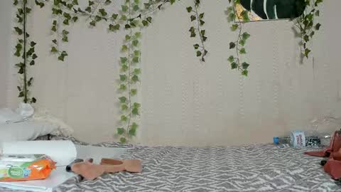 Snapshot of seductive_she_wolf chatting on September 17, 2:59 pm seductive_she_wolf online show from September 17, 2:59 pm