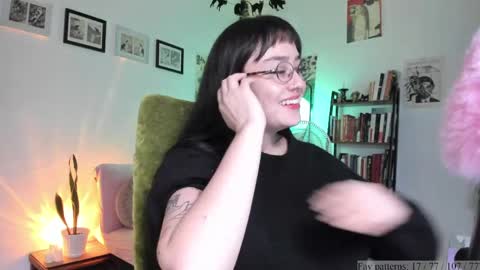 Luciana online show from April 19, 12:10 am