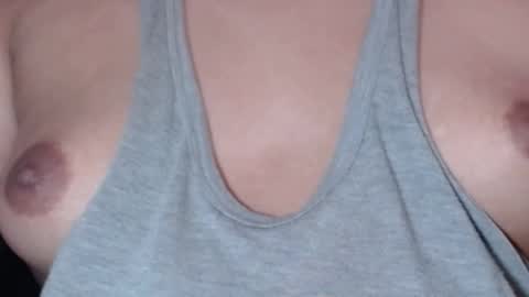 Snapshot of selda_ chatting on January 9, 2:22 am Selda online show from January 9, 2:22 am