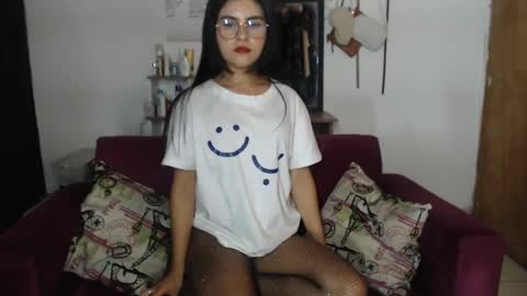 Snapshot of seleena_01 chatting on January 9, 10:41 pm seleena_01 online show from January 9, 10:41 pm