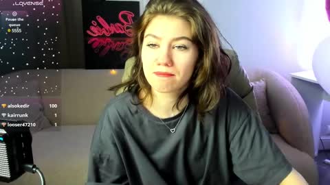 Snapshot of selena_grey_ chatting on February 18, 12:59 am Selena online show from February 18, 12:59 am
