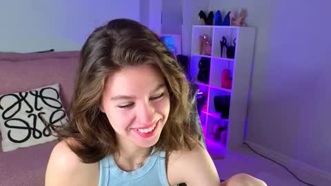 Snapshot of selena_grey_ chatting on October 16, 1:41 am Selena online show from October 16, 1:41 am