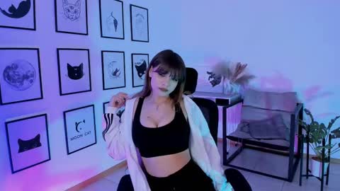 Selena ntmy online show from March 10, 1:43 pm