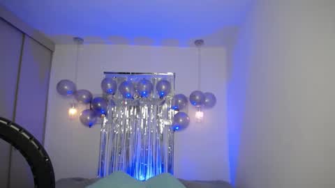 selene_rouse_ online show from March 6, 12:39 am