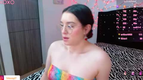 Snapshot of seleneg chatting on September 17, 6:11 am Selene G online show from September 17, 6:11 am