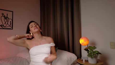 Selene Nova online show from December 19, 10:02 pm