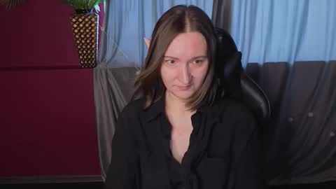 selestiasonata online show from March 6, 3:01 am