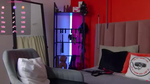 Nicole online show from March 17, 5:44 am