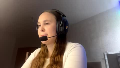 Anna online show from May 26, 3:22 pm