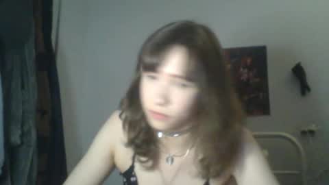 goddess esme  online show from March 21, 11:54 pm