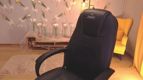 sensemysoul online show from April 3, 3:15 am