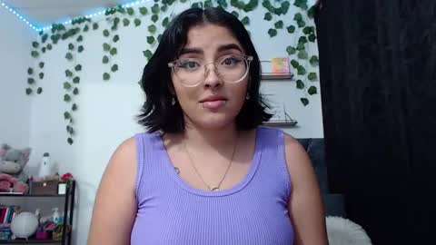 Snapshot of sensual_flame chatting on January 9, 2:01 am Camille and sophie online show from January 9, 2:01 am