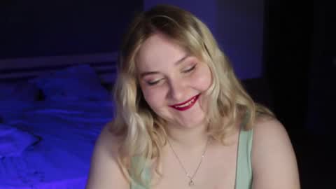 Ilona online show from June 23, 12:30 am