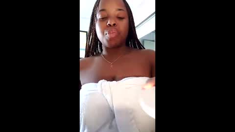 sensualprima online show from February 14, 6:15 am