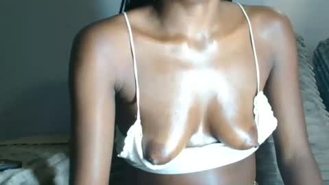 sensuous_scarlet online show from July 24, 2:53 am