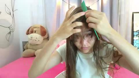 serafina_ online show from November 27, 12:30 pm