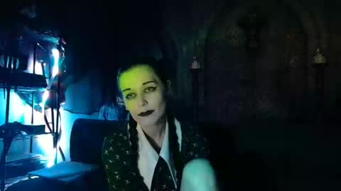 Snapshot of seraphinmunster chatting on September 12, 10:50 pm Seraphin Munster online show from September 12, 10:50 pm