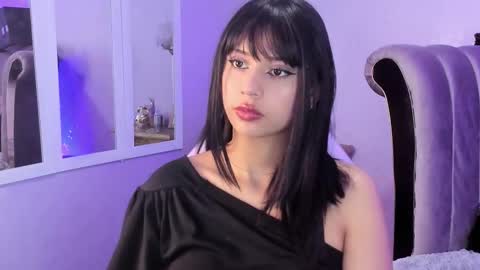 Seren  Follow me online show from October 28, 2:28 am