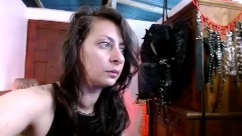 Serena Xyz online show from March 1, 4:07 pm