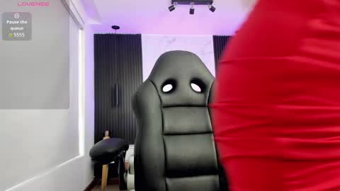 Serene online show from November 14, 12:49 pm