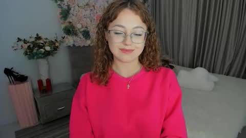 Snapshot of sereneflame chatting on September 26, 5:32 pm Ophelia online show from September 26, 5:32 pm