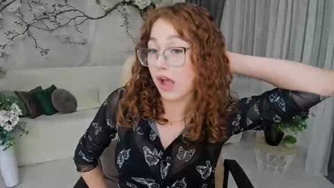 Snapshot of sereneflame chatting on September 24, 5:12 pm Ophelia online show from September 24, 5:12 pm