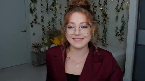 Snapshot of sereneflame chatting on September 12, 5:53 pm Ophelia online show from September 12, 5:53 pm