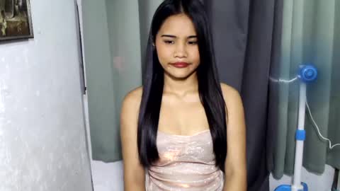 servingyoumorena_beauty online show from July 20, 1:35 pm