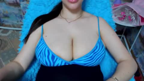 Snapshot of seu_cute chatting on October 9, 7:12 am seu_cute online show from October 9, 7:12 am