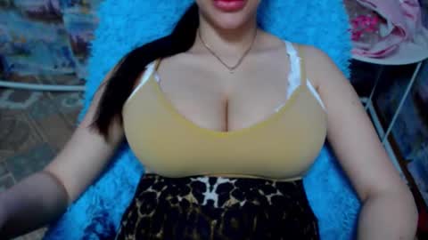Snapshot of seu_cute chatting on September 12, 6:25 am seu_cute online show from September 12, 6:25 am